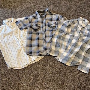 Men’s M button up shits